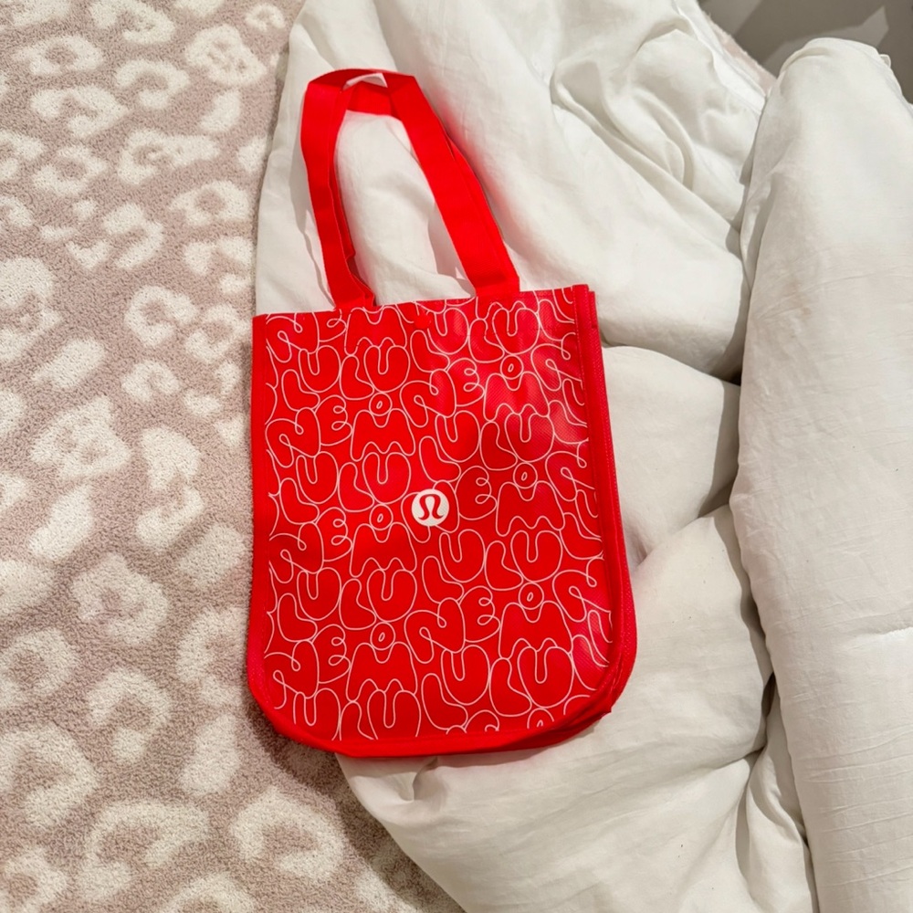 lululemon reusable shopping bag